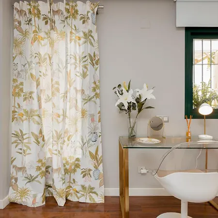 C30 Deluxe Studio With Terrace Into Cathedral Square Apartamento