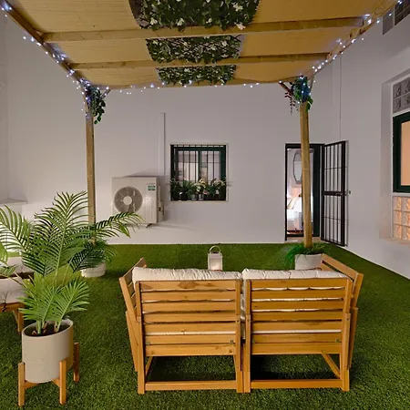 Apartamento C30 Deluxe Studio With Terrace Into Cathedral Square Málaga