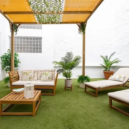 Apartment C30 Deluxe Studio With Terrace Into Cathedral Square Malaga