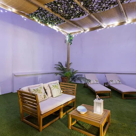 C30 Deluxe Studio With Terrace Into Cathedral Square Apartment *
