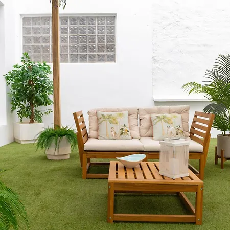 Apartment C30 Deluxe Studio With Terrace Into Cathedral Square *